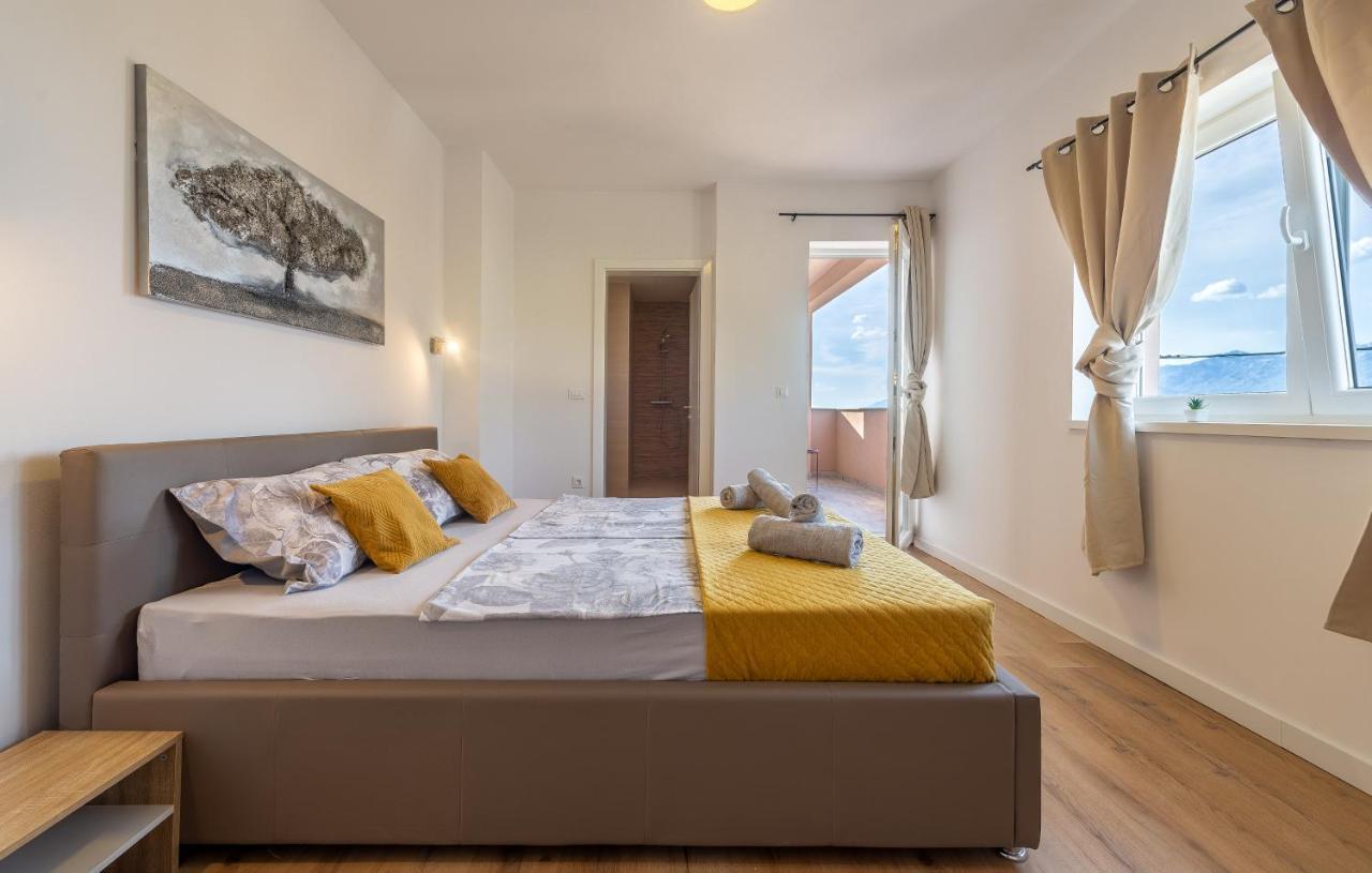 Private House Villa Velebita Ražanac Buitenkant foto